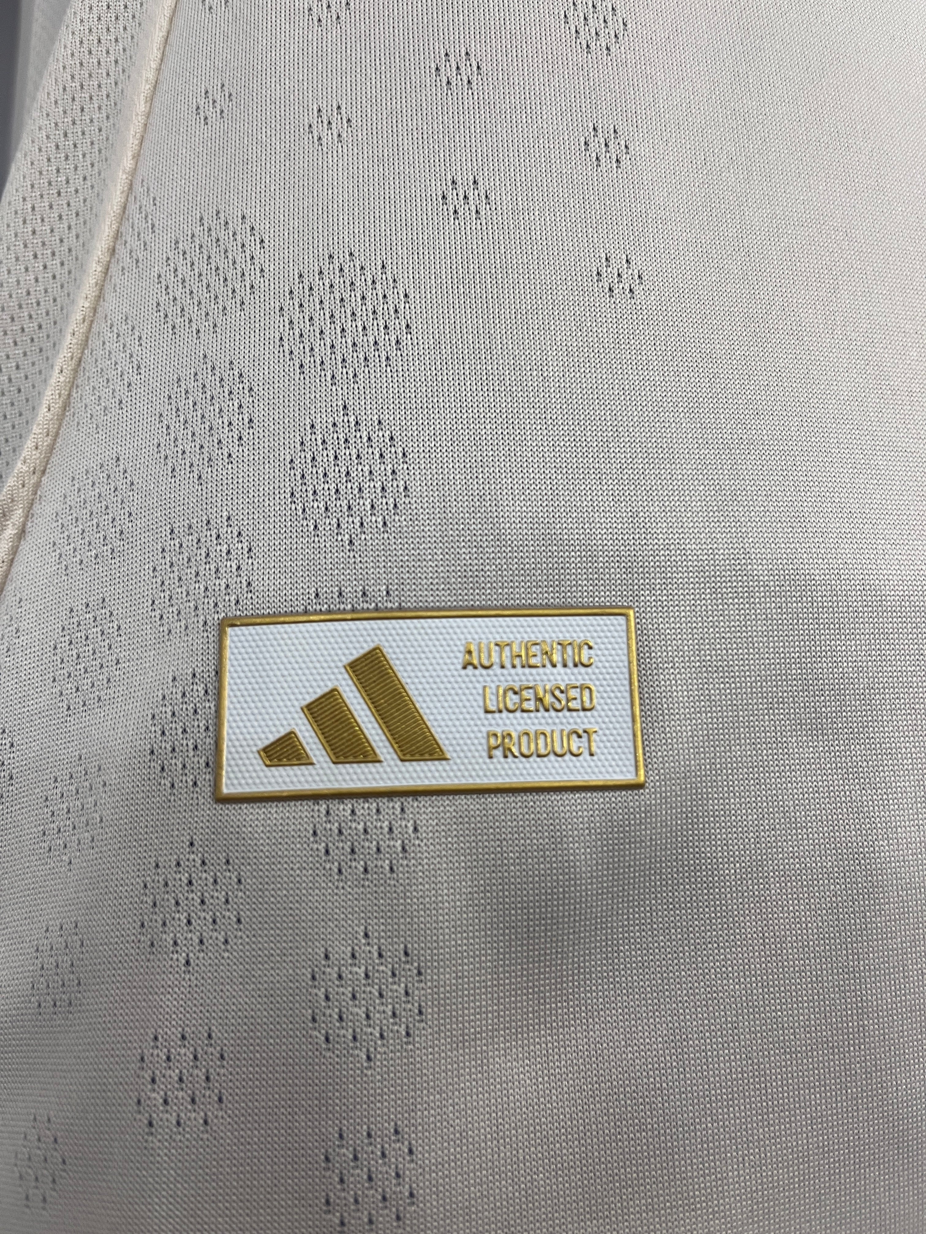 LIVERPOOL UITSHIRTEN 25/26