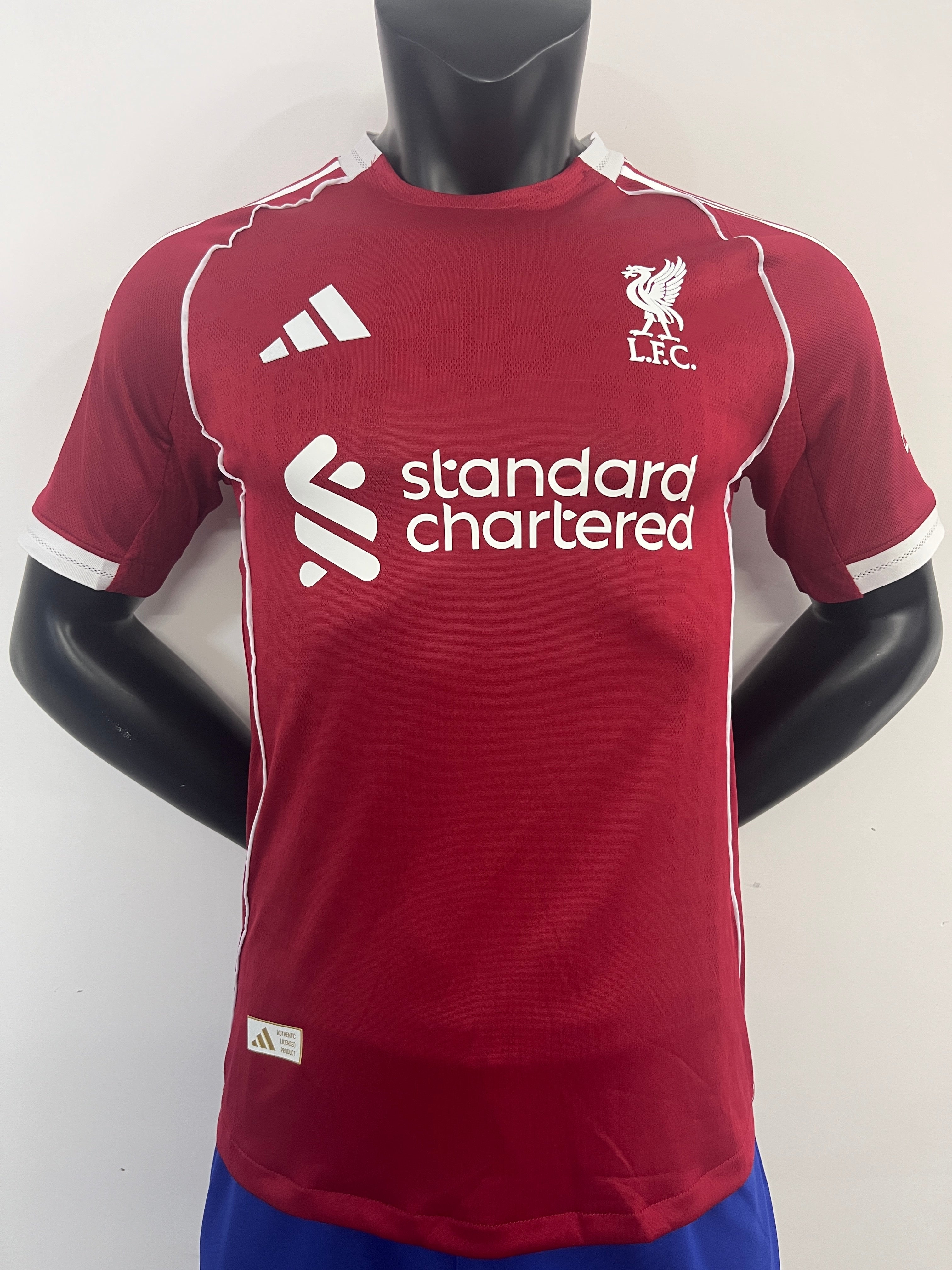 LIVERPOOL THUIS 25/26